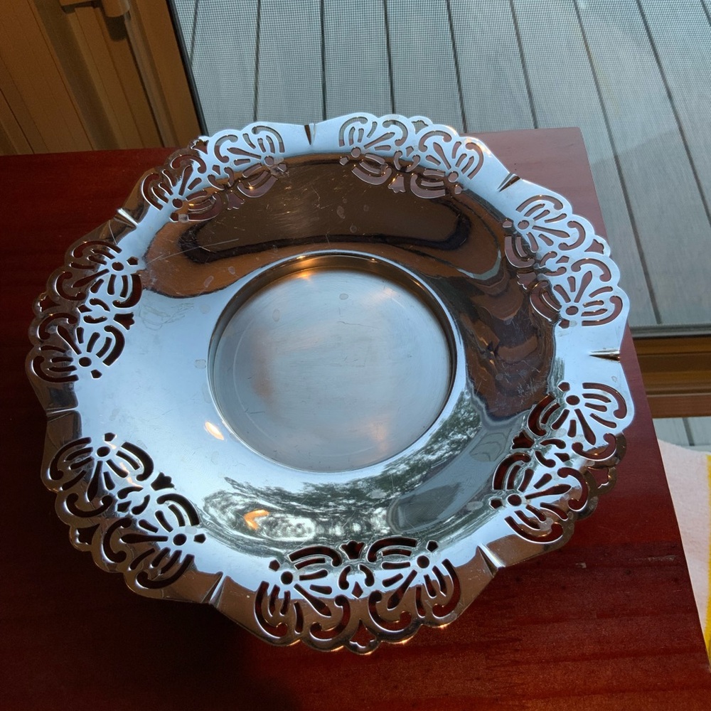 Vintage Cromwell Silver Mfg Corp Serving Dish‎